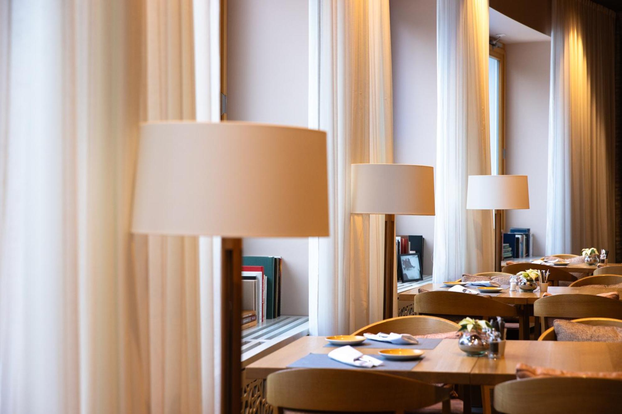 Hotel Adula Флімс Екстер'єр фото
