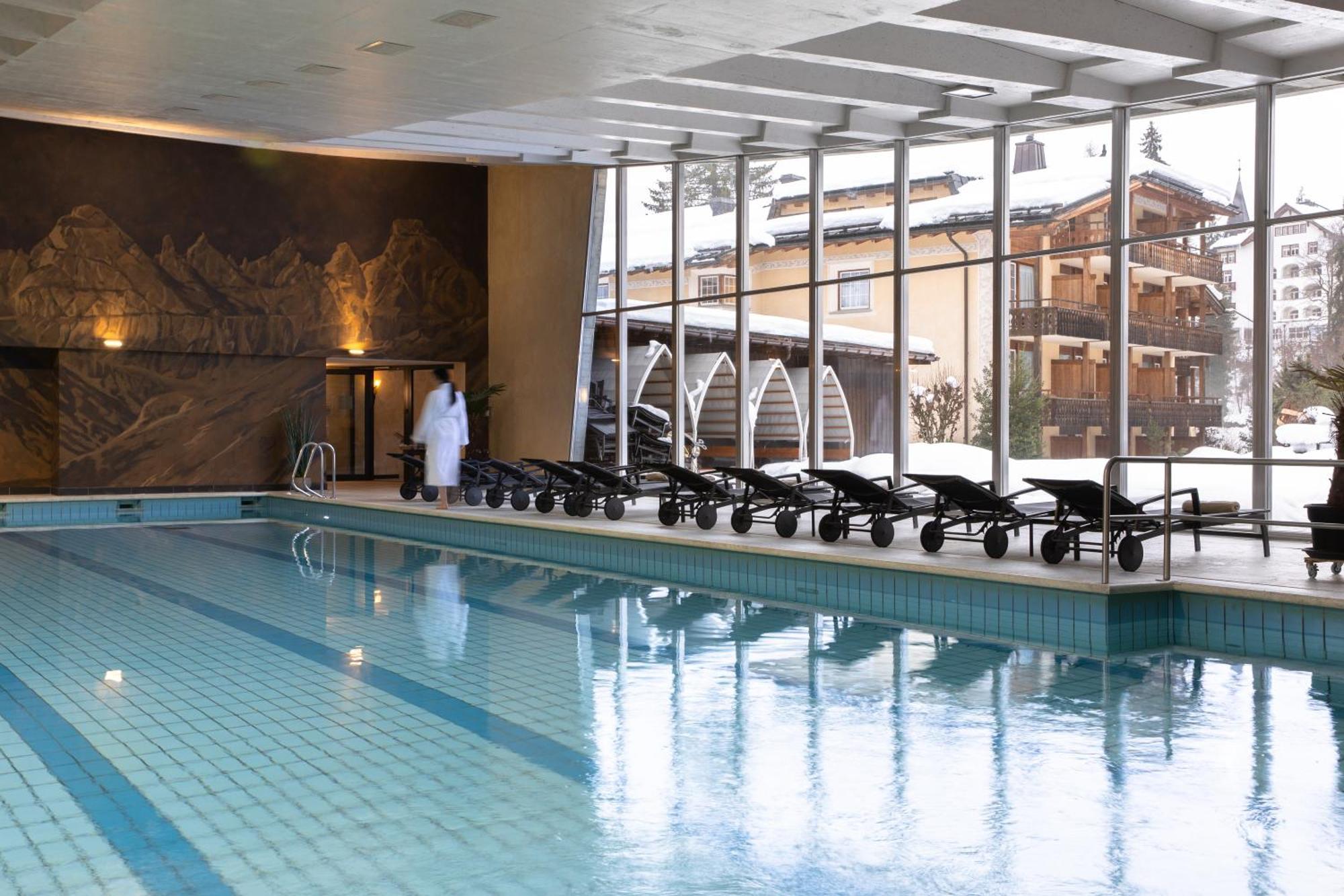 Hotel Adula Флімс Екстер'єр фото