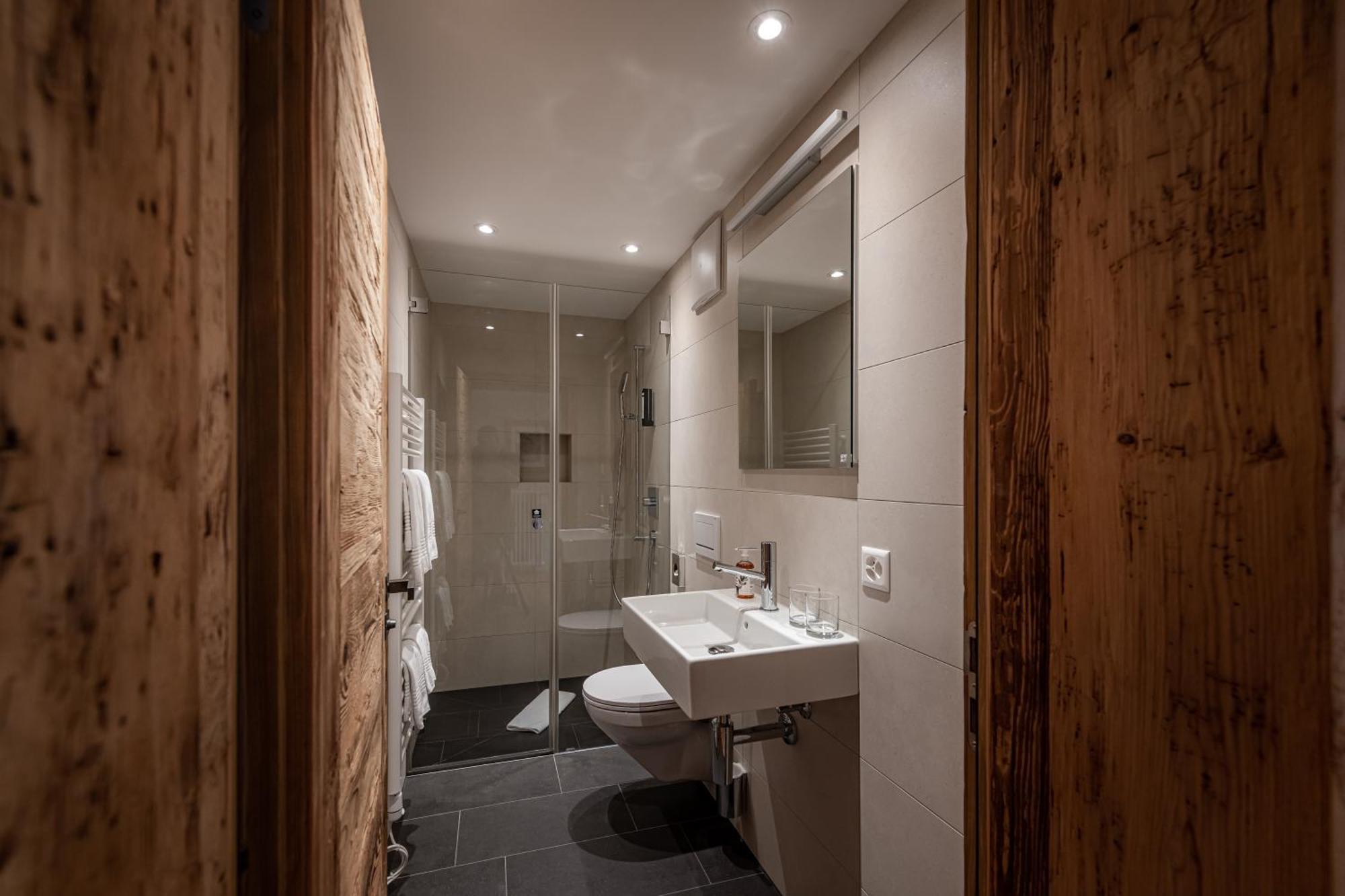 Hotel Adula Флімс Екстер'єр фото