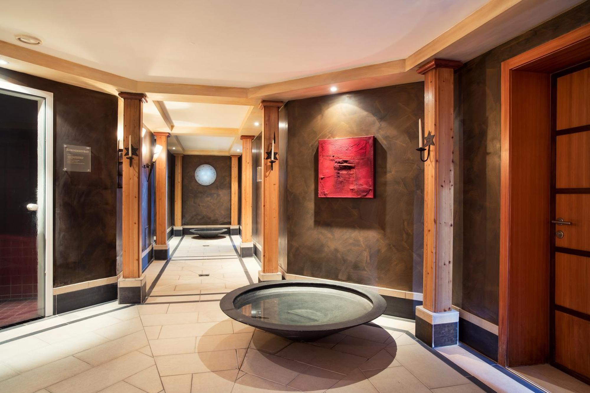 Hotel Adula Флімс Екстер'єр фото