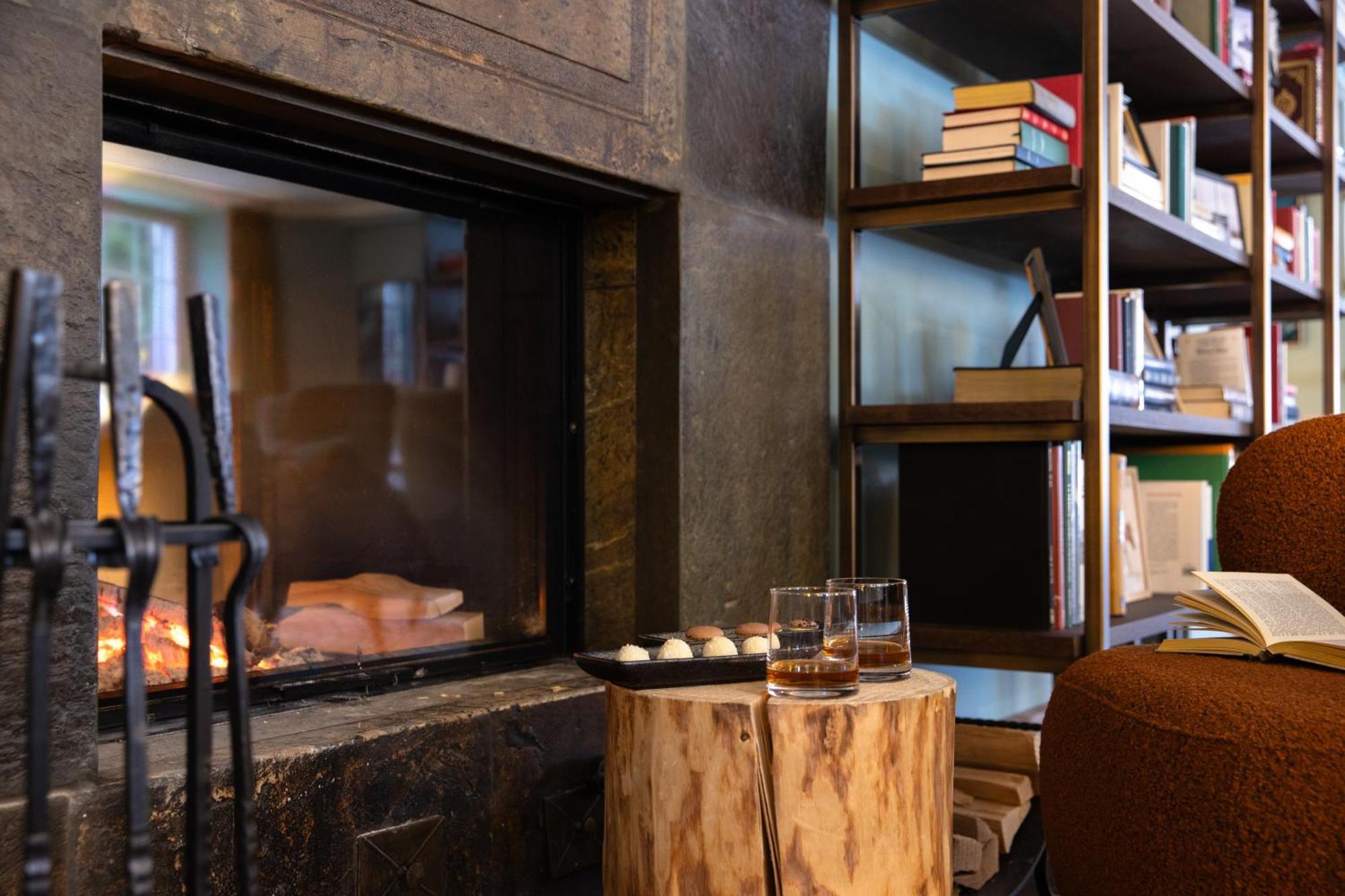 Hotel Adula Флімс Екстер'єр фото