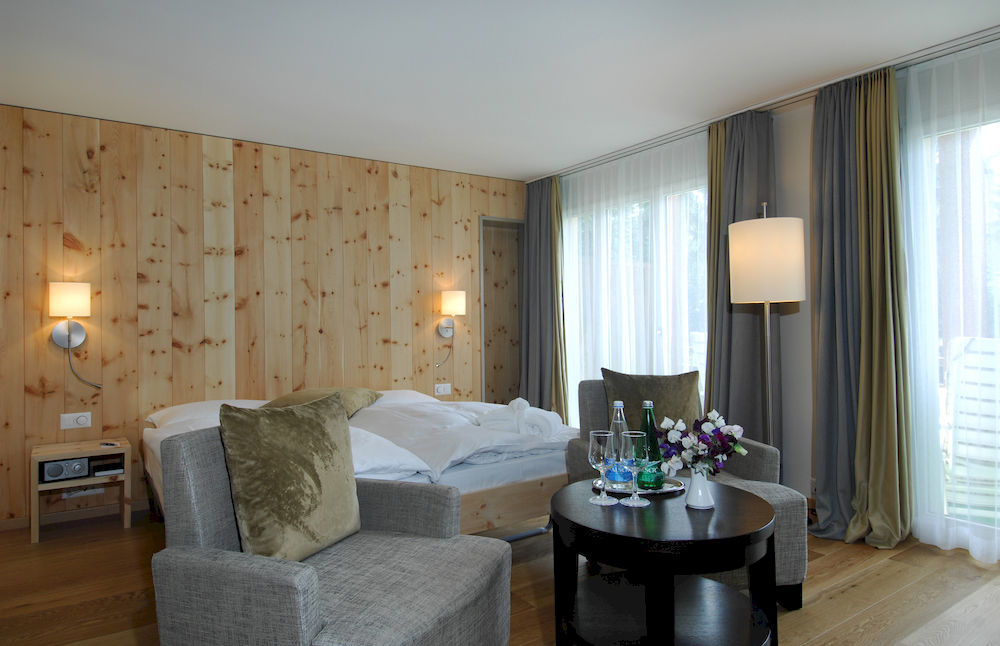 Hotel Adula Флімс Екстер'єр фото
